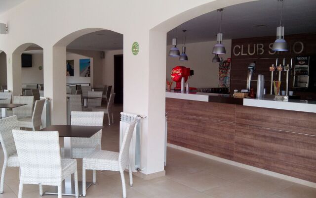 Club Simo Aparthotel
