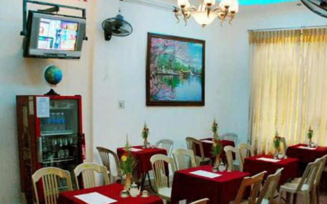 Phong Nha Hotel Hue