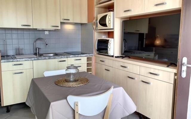 Appartement Balaruc-les-Bains, 1 pièce, 3 personnes - FR-1-503-40