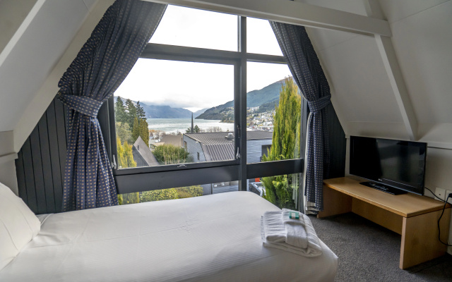 Heartland Hotel Queenstown – Guest Rooms – Queenstown