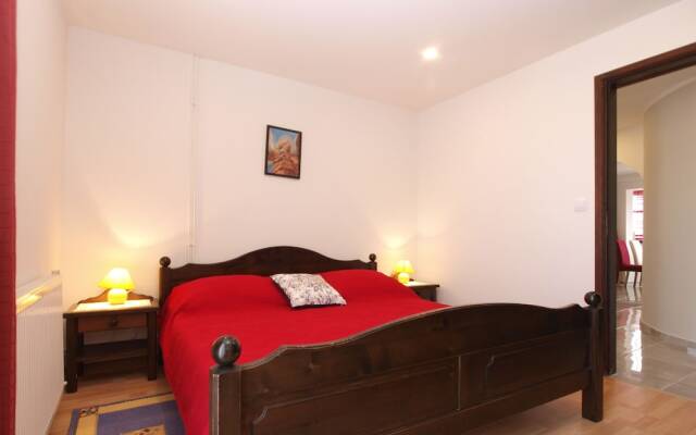 Apartments Dragica 1251