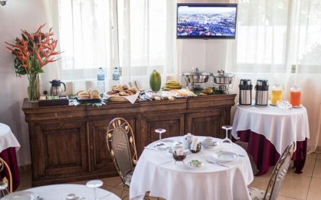 Hotel Residencial Luxan