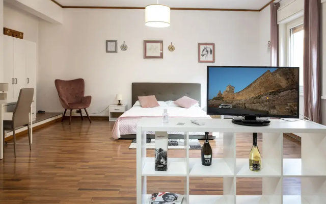 Doctor House standard, suites & luxury rooms