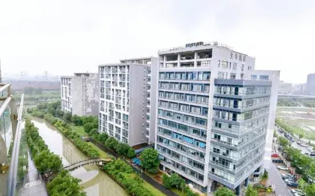 Shanghai Fools Fools Apartment