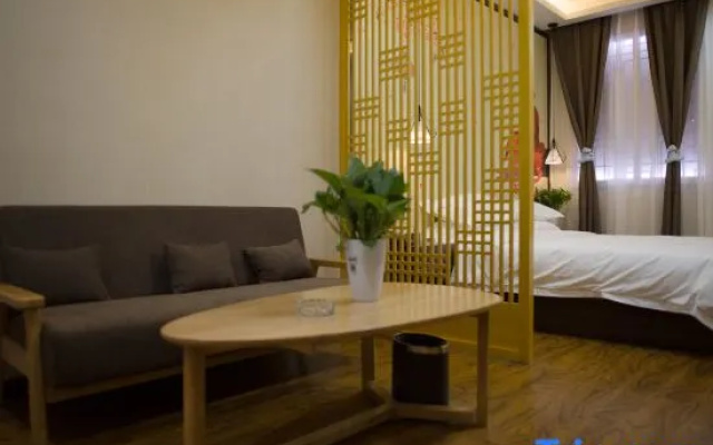 Zhengzhou Ruitu  Hotel