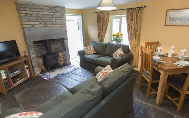 Withy Cottages