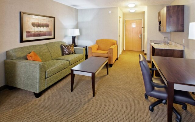Holiday Inn Express & Suites Canyonville