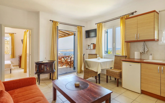 Sunrise Beach Suites