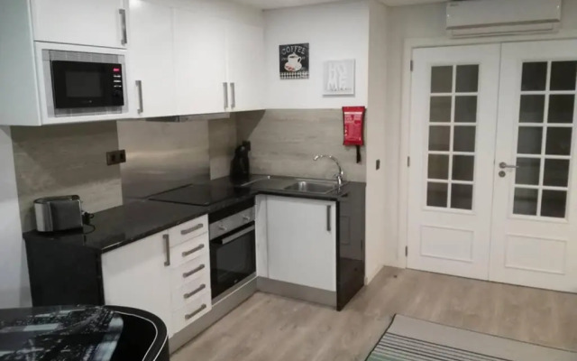 Ria Center Apartment - Right