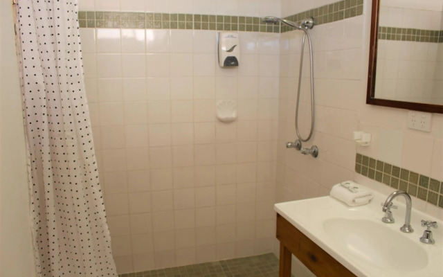 Camden Motor Inn