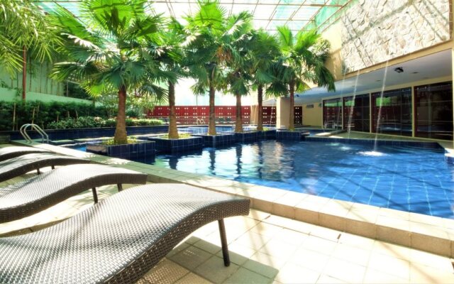 Zen Rooms Sunshine City Suites