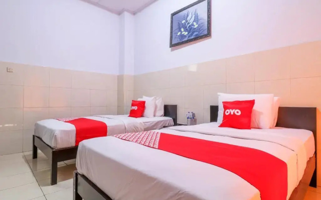 OYO 1952 Hotel Dewata IndahNearLumintang Park