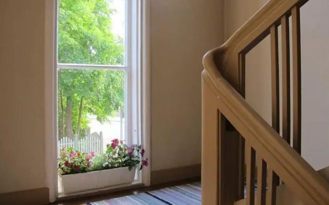 Central B&B