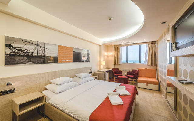 Hotel Hec Apartments - Image 5