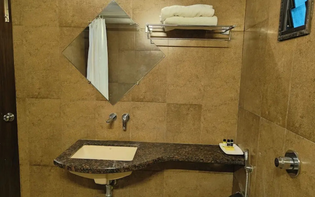 Hotel Heritage 2001-Nagpur