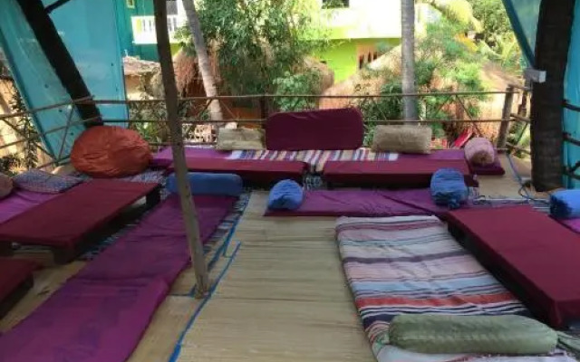 Free Flow Eco-Resort