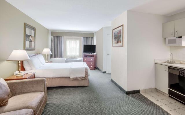 Hawthorn Suites by Wyndham Sacramento