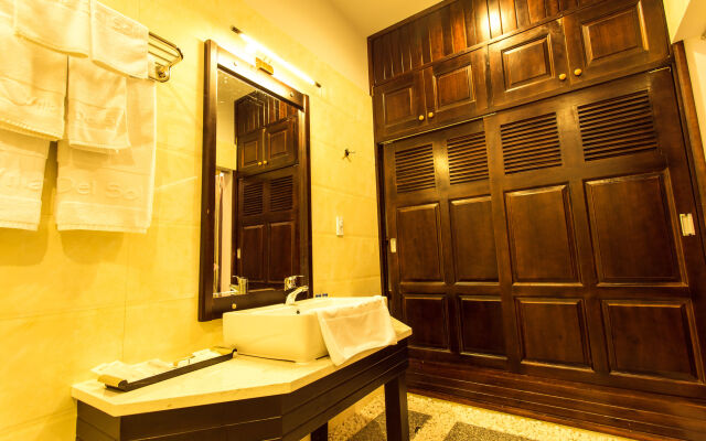Villa Del Sol Beach resort & Spa
