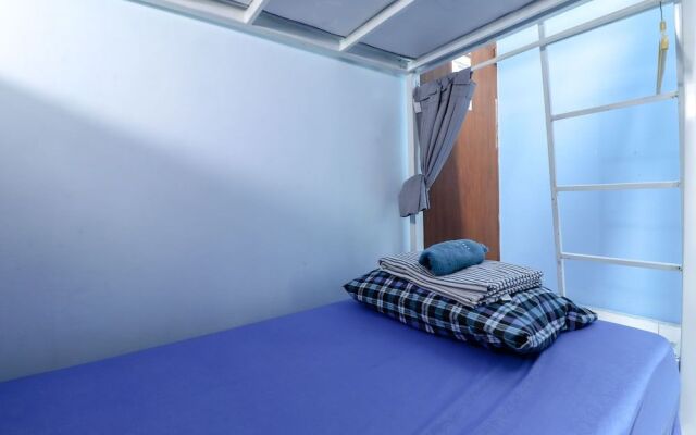 Alexiz Hostel