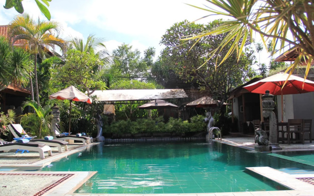 Stana Puri Gopa Hotel