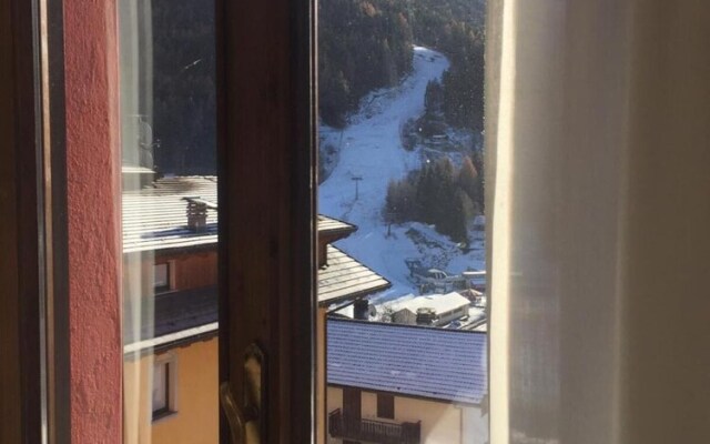 Hotel Adamello