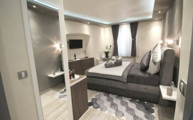 Alessio Premium Rooms - King Room 4