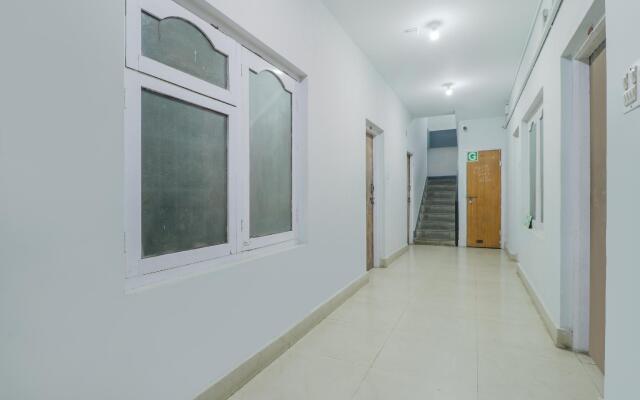 OYO 82523 Hotel Fort