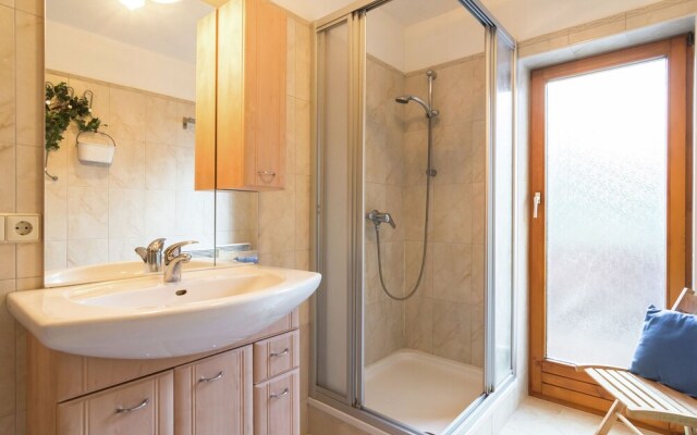 Spacious Apartment in Radstadt near Ski Slopes