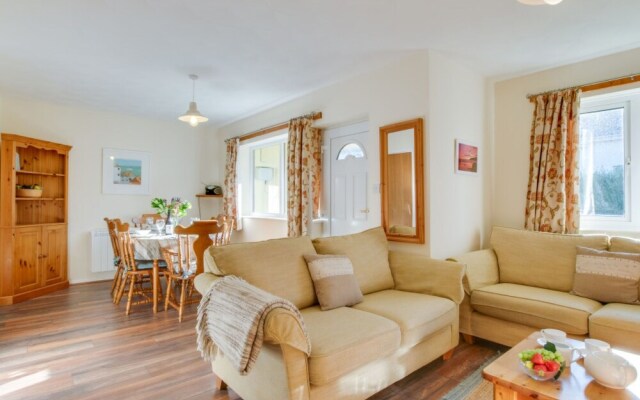 Laurencija St Merryn