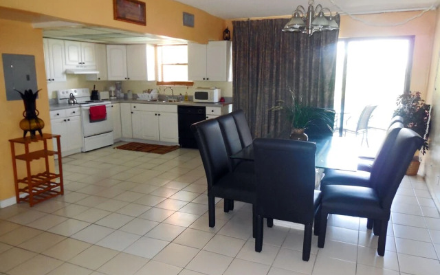 Dundee Bay Villas