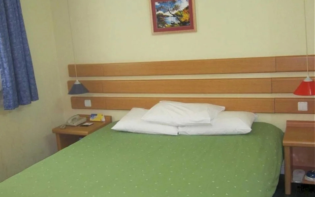 Home Inn Shanghai Disneyland Huinan Metro Station Tongji Road