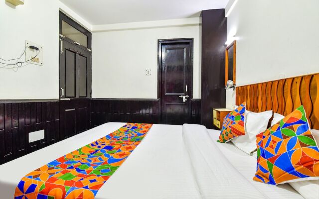 Fabhotel Park View I