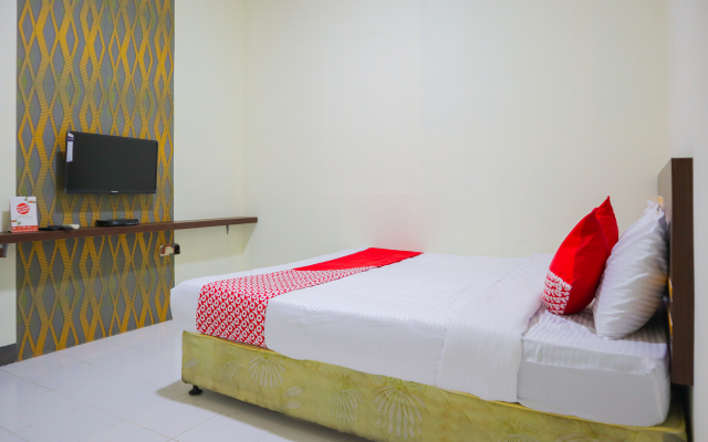 OYO 2308 Seven Season Residence