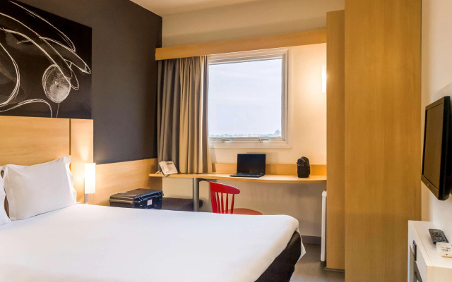 ibis Uberaba