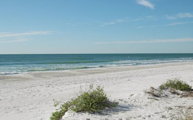 Bradenton Beach Club D