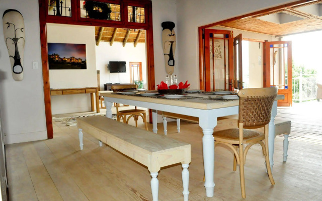 Fever Tree Manor