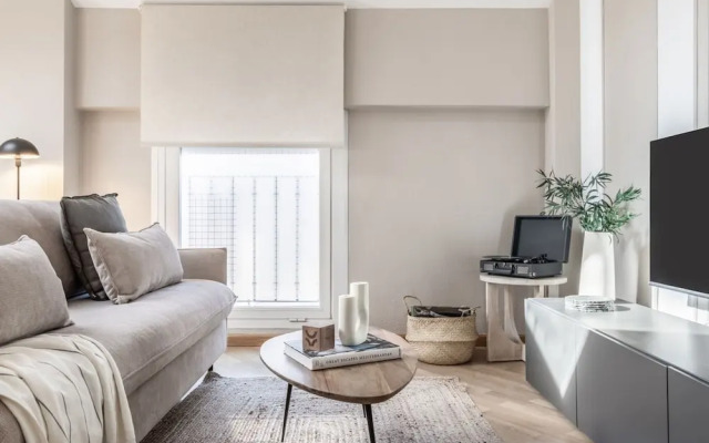 Marques - 1 Bedroom With Pool in Madrid