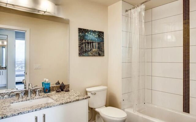 Executive Suite 2BR2BA Convention Center