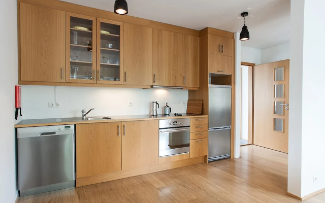 Mengi Apartments
