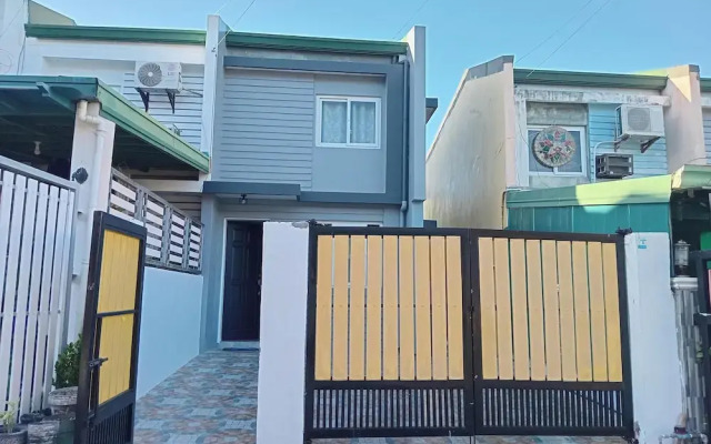 3g's & C Calapan Transient House