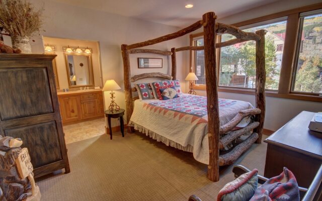 Mill Creek 72 by SummitCove Vacation Lodging