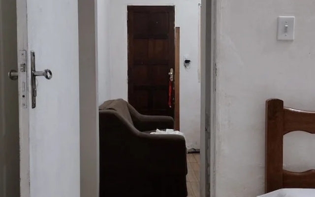 Quarto em Kitnet perto da primeira praia