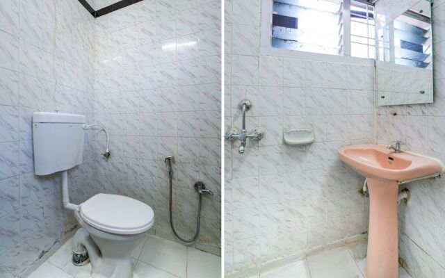 OYO 49253 Raja Residency