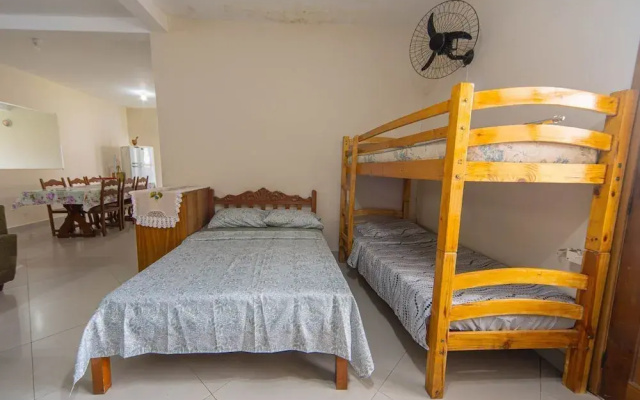 Casa Para 6 Pessoas com Churrasqueira em Peru be
