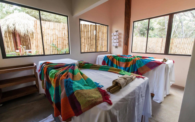 Pacaya Lodge & Spa