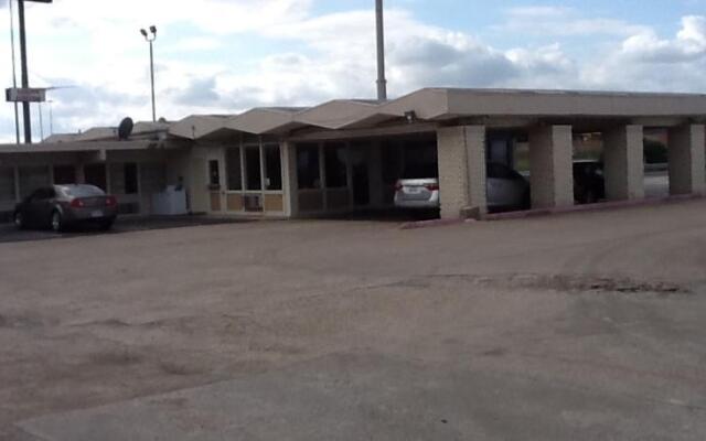 Economy Inn