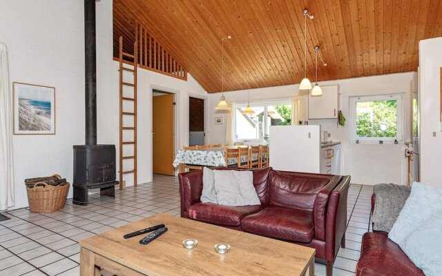 12 Person Holiday Home in Spottrup