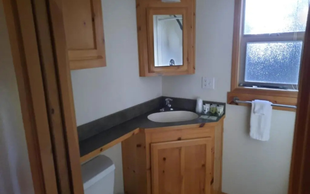 Willamette Pass Inn Chalets