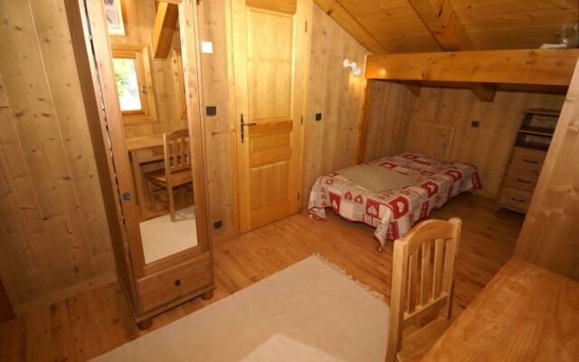 Peaceful Chalet in Les Houches with Garage