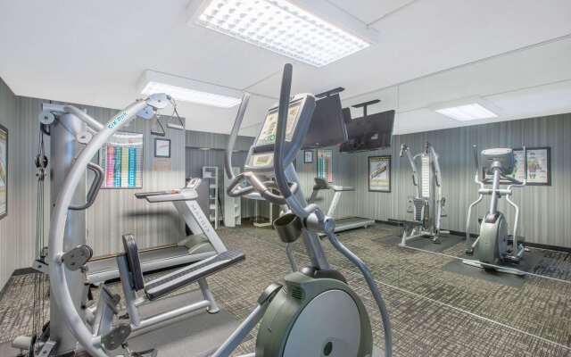 Ramada by Wyndham Midtown Grand Island